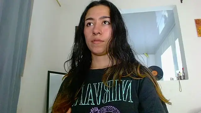 Maam_Ine Live XXX-Chat