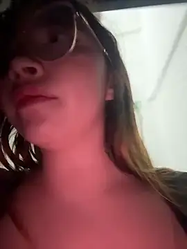 AliciaWhite_nt's Live XXX Chat
