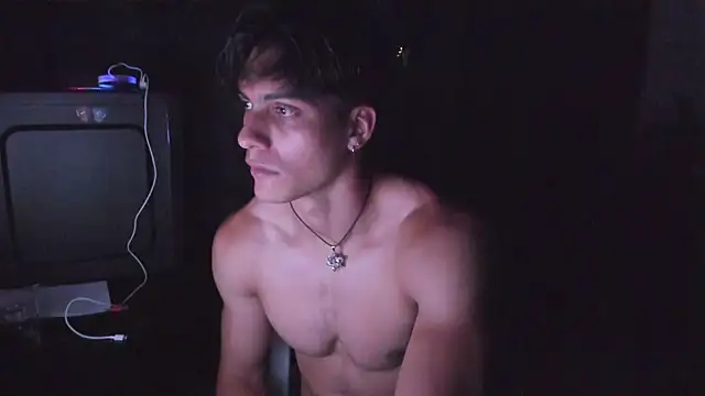 Alessio_Valee Webcam Show