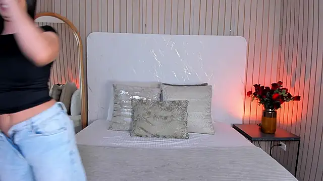 EmelyParker Live XXX-Chat