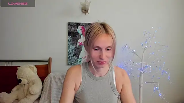Вебкам-шоу Kira_Devi