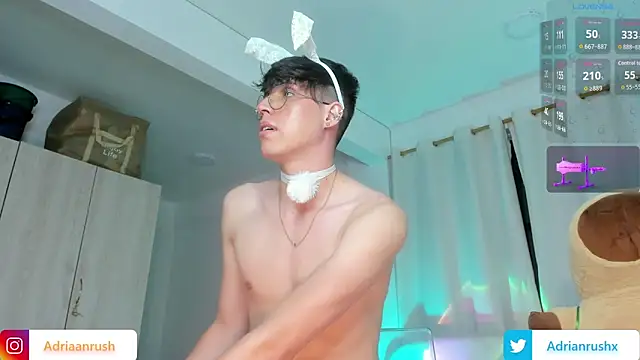 แชท XXX สดของ AdrianRushx