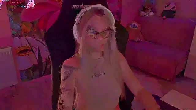 LilKittyX's Live XXX Chat