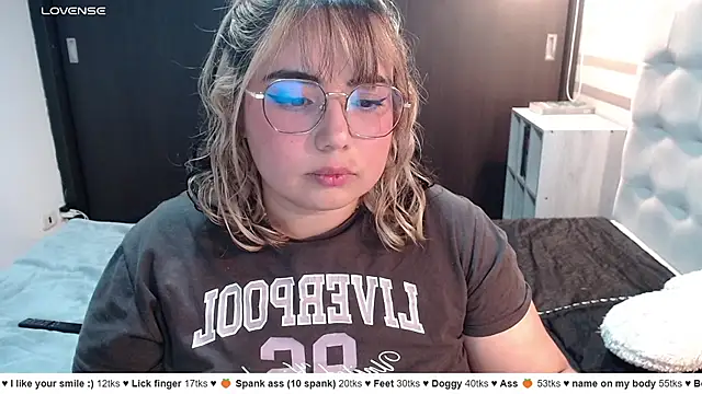 Chat XXX en directo de yini_angel