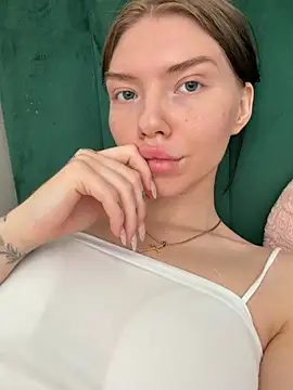 Živý XXX chat Lisaaa_Alisa