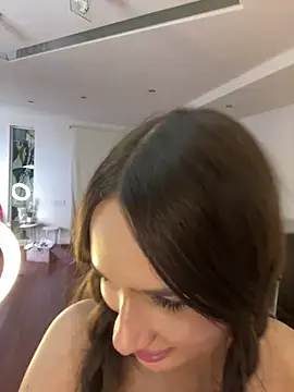 LillyNatty18 élő XXX-chatje