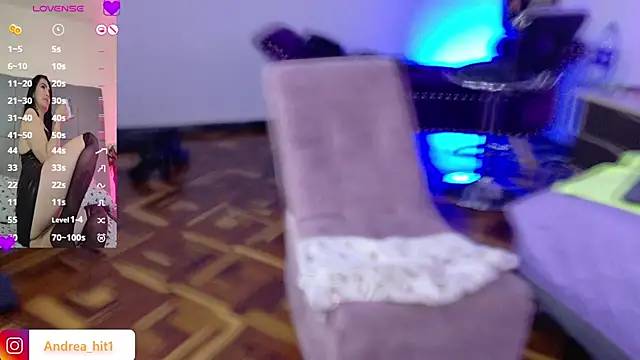 Онлайн чат XXX Scarlet_Hiit