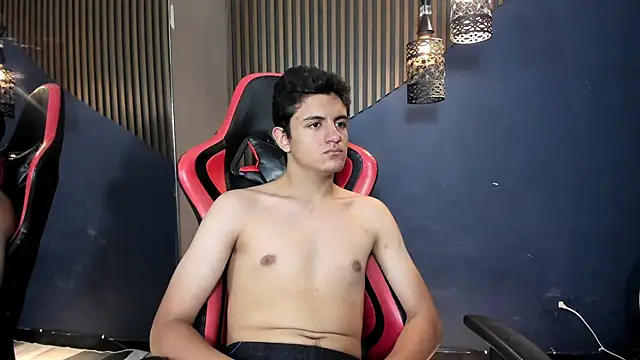 JacksonDunss Show in webcam