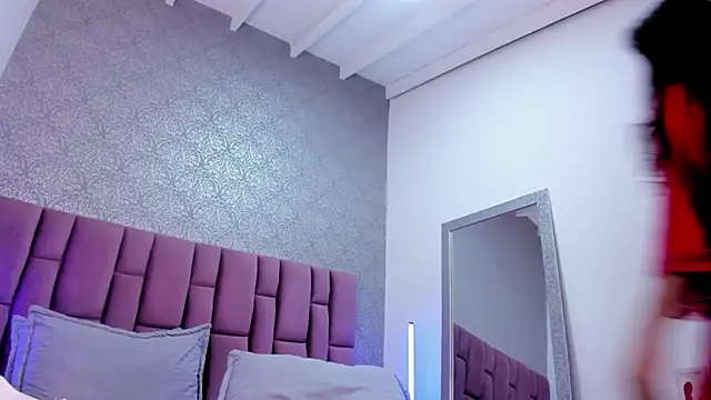 DianaRed_ Adlı Modelin Canlı XXX Sohbeti