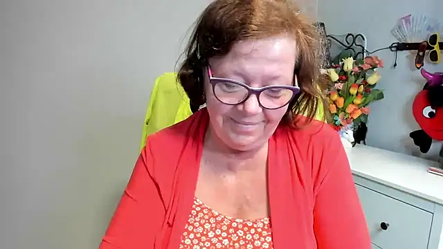 Adelewildx's Live XXX Chat