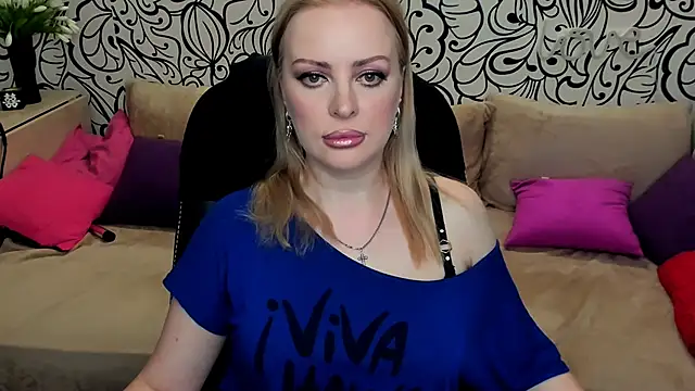 Hotdreamhere's Live XXX Chat