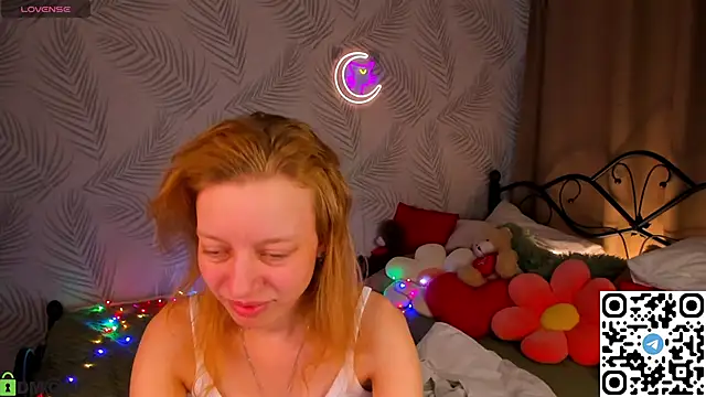 Michelle_Blond 现场XXX聊天