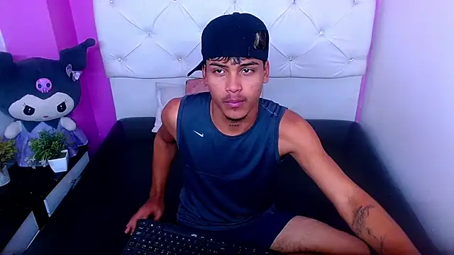 Angel_foxc13 Webcamshow