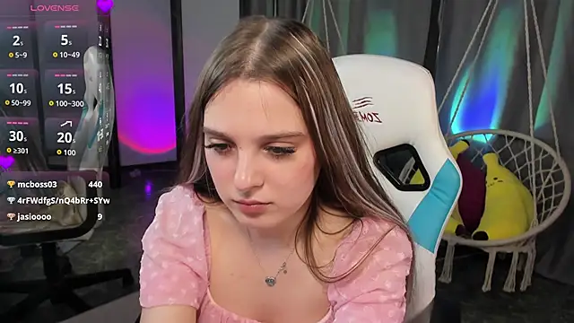 kaisajenner – Naživo XXX chat