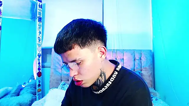 _justinmoon2 live XXX chat