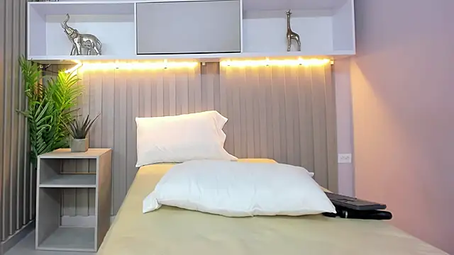 pinktaylor_'s Webcam Show