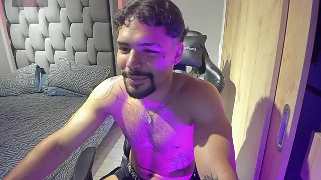 Chat +18 de justin_lenox ao vivo