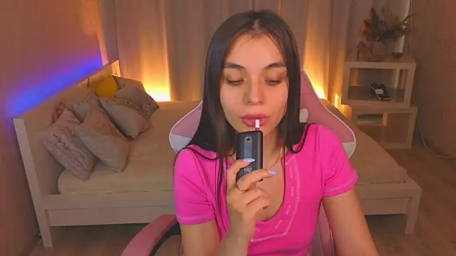 Chat XXX ao vivo de Kim_Bless