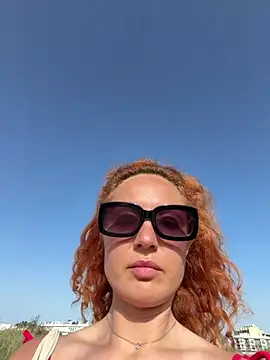 Reddgiirl 现场XXX聊天