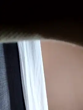 Lyvera Chat XXX live