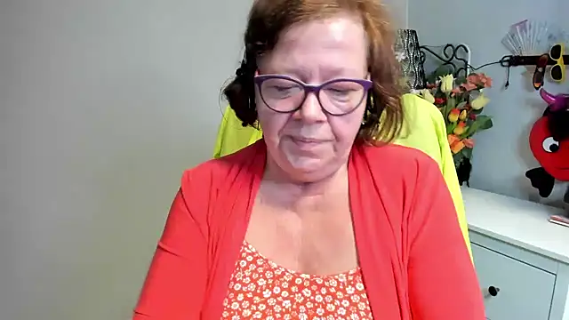 Chatroom XXX en direct de Adelewildx