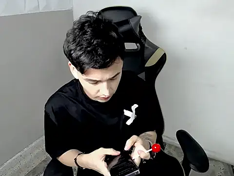 Mathias_twinkk webcam show