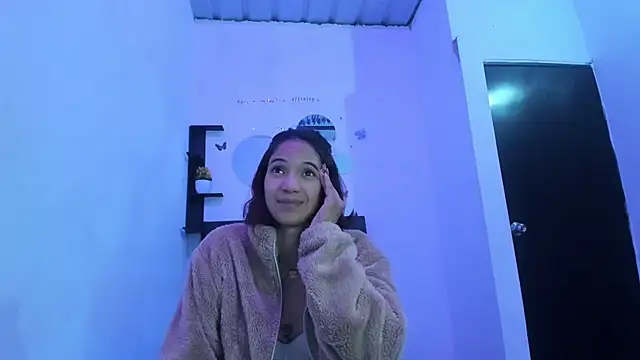 sapphire_brown20's Live XXX Chat