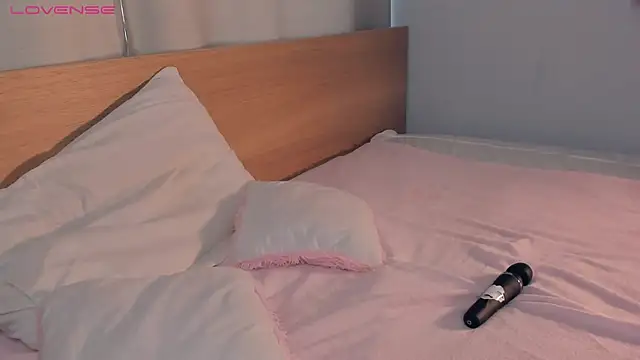 JuliannPaysour – Live XXX-chat