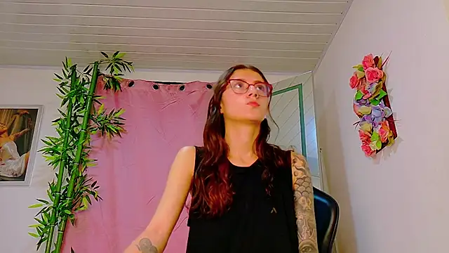scarlet-jonesx's Live XXX Chat