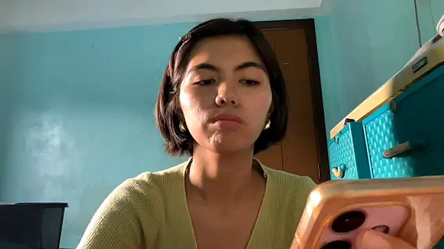 YukikoSchaefers Show Webcam