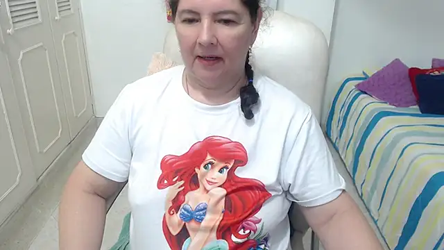 leonela_69's Live XXX Chat