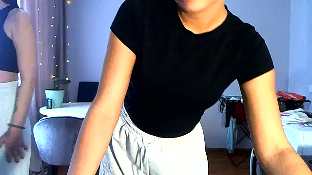 imvika Webcam show