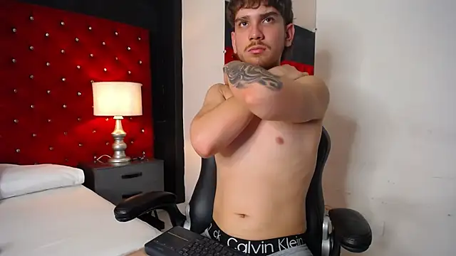Chatroom XXX en direct de Stefano_Moretti