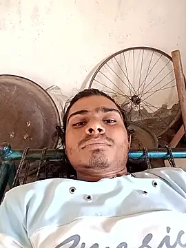 Yash_Sharma18's Live XXX Chat
