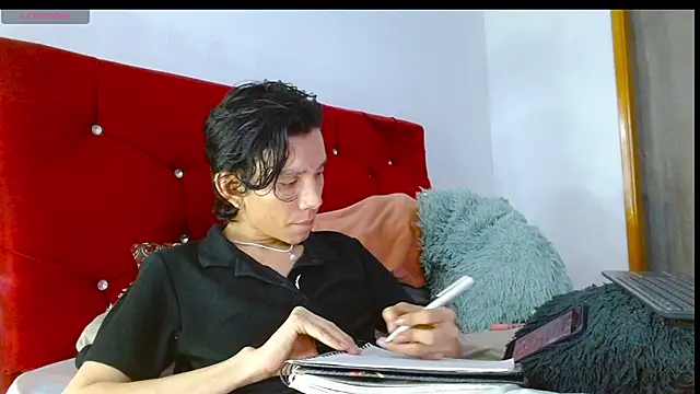 LAICK_01's Live XXX Chat