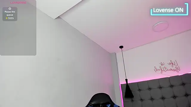 scarletcherry18 现场XXX聊天