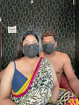 Show modela James_Jennifer_G na web-kameri