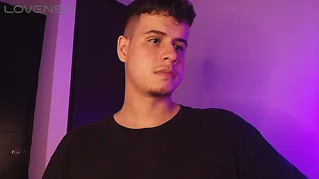 Chat +18 de BjornSteel ao vivo