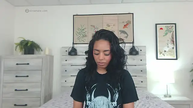 Chat +18 de RobynKnight ao vivo