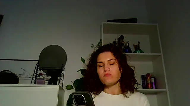 Ms-Lust1- Chat XXX in diretta