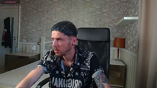 JonahShaw: απευθείας συνομιλία ΧΧΧ