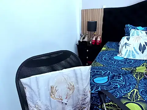 Pauline_Fox Adlı Modelin Canlı XXX Sohbeti