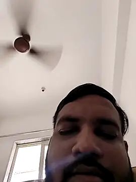 vinay_smalldick Adlı Modelin Web Kamerası Şovu