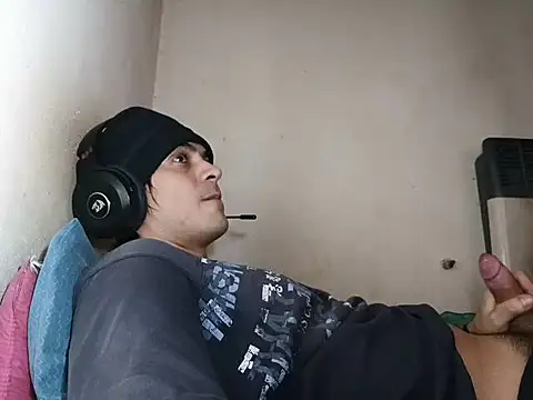 onlychinin Webcamshow