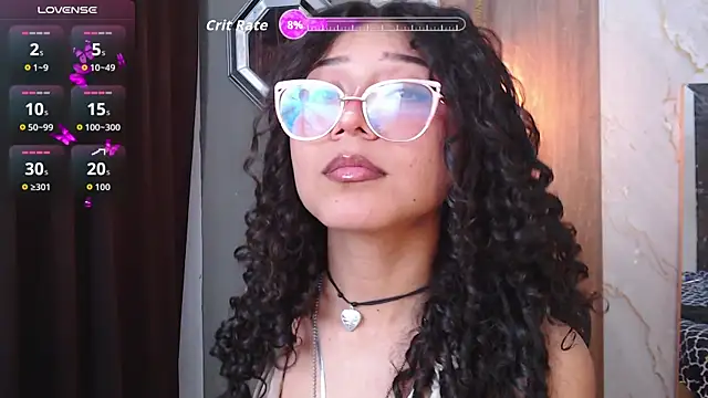 XXX chat uživo modela honeymoon_12