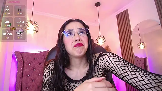Chatroom XXX en direct de Amara_Davis1