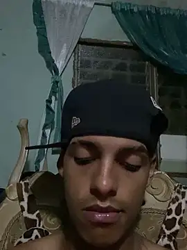 Aleexxx_2005 웹캠 쇼