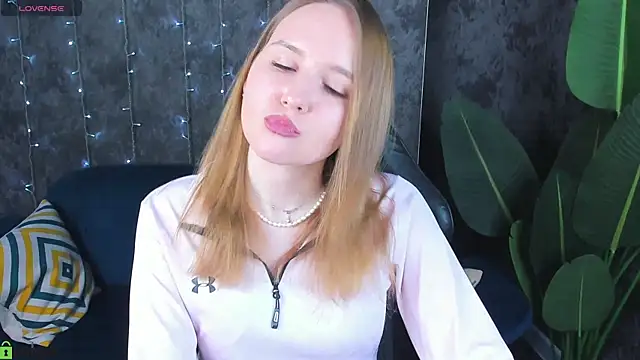 Emmaa_Kimm Chat XXX in diretta