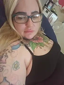 emobarbiedoll Webcam show