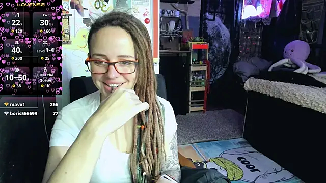 XXX chat uživo modela LisaFoxy_y
